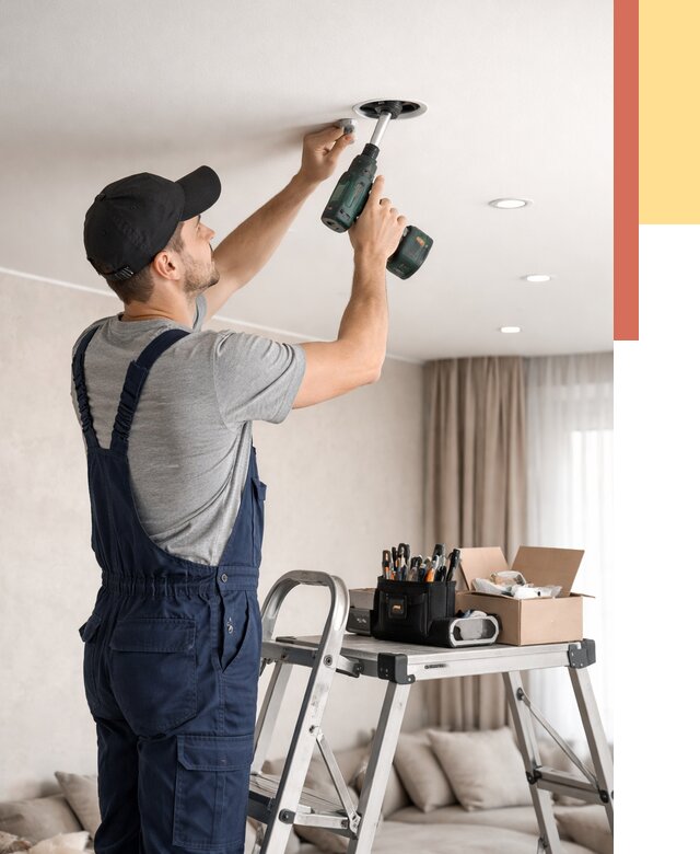 Установка и монтаж точечных светильников в натяжной потолок в Климовске от 1823 руб. | ОТДЕЛОЧНИК-Клс